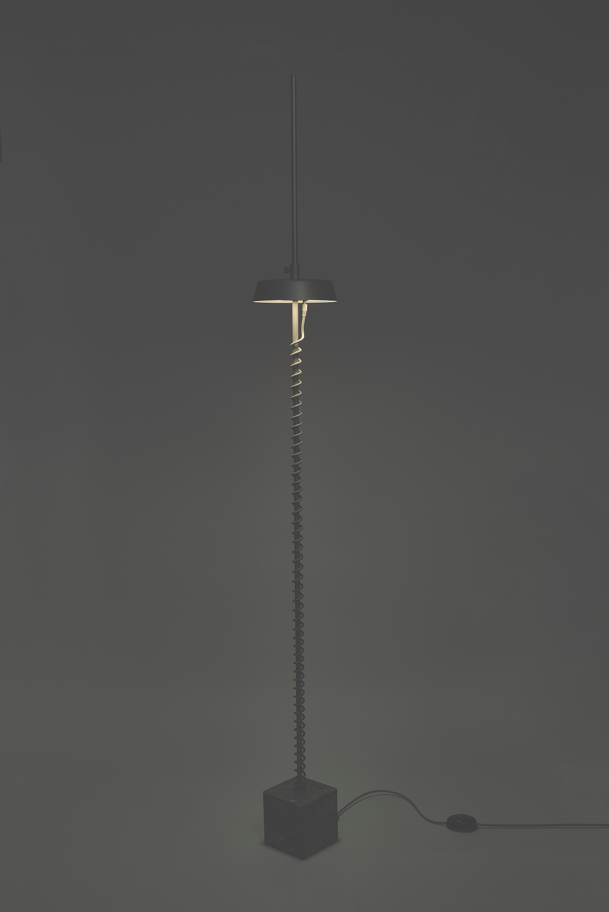 Up/Down Floor Light – Castor Design